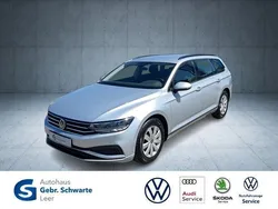 Silber Gebraucht 2022 VW Passat Basis Kombi | 22.990 € (Guter Preis)