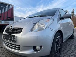 Silber Gebraucht 2007 Toyota Yaris Sol Kleinwagen | 4.499 € (Fairer Preis)