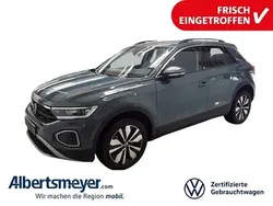 Blau Gebraucht 2024 VW T-Roc Move SUV | 33.999 € (Teuer)