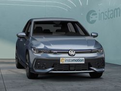 Blau Gebraucht 2022 VW Golf VIII Comfortline Limousine | 25.025 € (Fairer Preis)