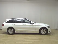 Weiss Gebraucht 2020 Mercedes C200 Kombi | 14.590 € (Guter Preis)