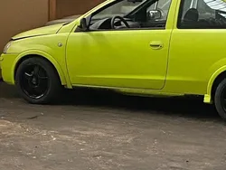 Andere außenfarben Gebraucht 2003 Opel Corsa Kleinwagen | 990 € (Guter Preis)