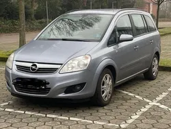 Silber Gebraucht 2008 Opel Zafira Edition Van / Kleinbus | 4.600 € (Fairer Preis)