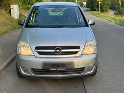 Silber Gebraucht 2003 Opel Meriva Van / Kleinbus | 2.490 € (Etwas zu teuer)
