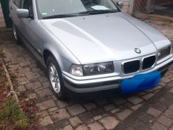 Silber Gebraucht 1997 BMW 316 Limousine | 3.999 € (Fairer Preis)