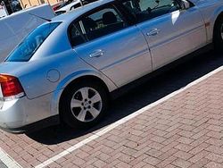 Silber Gebraucht 2002 Opel Vectra Limousine | 1.200 € (Guter Preis)