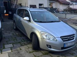 Silber Gebraucht 2008 Kia Ceed Kleinwagen | 1.400 € (Fairer Preis)