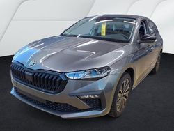 Grau Gebraucht 2025 Skoda Scala Drive Kleinwagen | 19.830 € (Guter Preis)