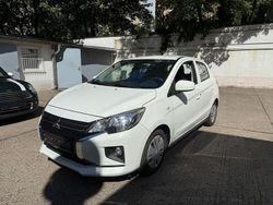 Weiß Gebraucht 2023 Mitsubishi Space Star Select Limousine | 10.900 € (Guter Preis)