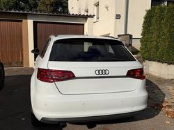 Weiß Gebraucht 2014 Audi A3 Kleinwagen | 8.000 € (Teuer)