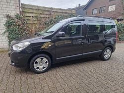 Schwarz Gebraucht 2020 Dacia Dokker Comfort Van / Kleinbus | 14.250 € (Guter Preis)