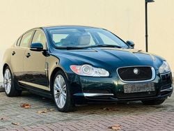 Grün Gebraucht 2010 Jaguar XF Premium Luxury Limousine | 8.690 € (Fairer Preis)