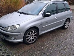 Silber Gebraucht 2004 Peugeot 206 Kombi | 2.000 € (Fairer Preis)