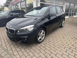 Black sapphire metallic Gebraucht 2015 BMW 220 M Sport Van / Kleinbus | 9.100 € (Guter Preis)