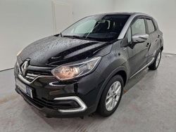Schwarz gne + gray d69 Gebraucht 2019 Renault Captur LIMITED SUV | 11.790 € (Fairer Preis)