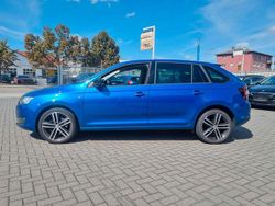 Blau Gebraucht 2015 Skoda Rapid Style Limousine | 9.900 € (Etwas zu teuer)