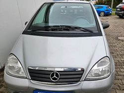 Grau Gebraucht 2000 Mercedes A140 Classic Limousine | 1.399 € (Fairer Preis)