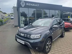 Kometengrau Gebraucht 2023 Dacia Duster Journey SUV | 22.990 € (Fairer Preis)