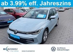 Blau Gebraucht 2024 VW Golf VIII Limousine | 23.998 € (Guter Preis)