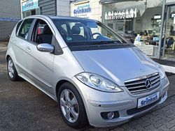 Silber Gebraucht 2005 Mercedes A180 Avantgarde Van / Kleinbus | 3.980 € (Etwas zu teuer)