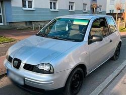 Silber Gebraucht 2004 Seat Arosa Kleinwagen | 200 € (Superpreis)
