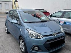 Blau Gebraucht 2015 Hyundai i10 YES! Silver Kleinwagen | 7.949 € (Fairer Preis)