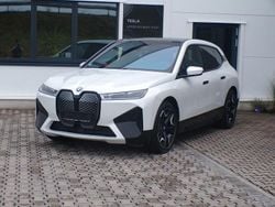 Weiß Gebraucht 2022 BMW iX Sport Line SUV | 67.900 €