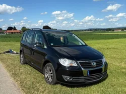Schwarz Gebraucht 2008 VW Touran Van / Kleinbus | 3.300 € (Etwas zu teuer)