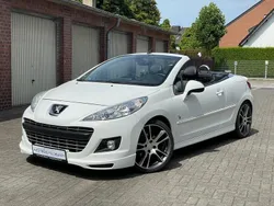 Weiß Gebraucht 2011 Peugeot 207 Cabrio | 5.700 € (Teuer)