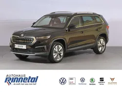 Schwarz Gebraucht 2024 Skoda Kodiaq Style SUV | 43.990 € (Fairer Preis)