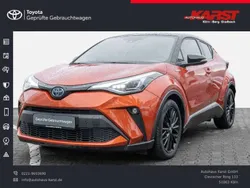 Infernoorange metallic / dach schwarz Gebraucht 2020 Toyota C-HR Basis SUV | 23.945 € (Fairer Preis)