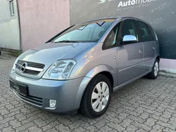 Silber Gebraucht 2005 Opel Meriva Cosmo Van / Kleinbus | 4.990 € (Teuer)