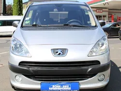 Silber Gebraucht 2007 Peugeot 1007 Kleinwagen | 3.650 € (Fairer Preis)