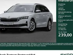 Weiß Gebraucht 2024 Skoda Octavia Selection Kombi | 27.866 € (Guter Preis)