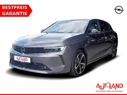 Quartzgraumet./schwarz (metallic) Gebraucht 2023 Opel Astra Limousine | 23.490 € (Superpreis)
