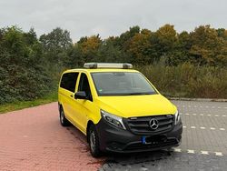 Gelb Gebraucht 2016 Mercedes Vito Van / Kleinbus | 16.000 €