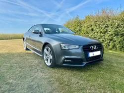 Grau Gebraucht 2013 Audi A5 S-Line Coupé | 9.100 €