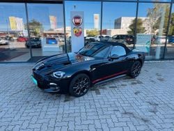 Schwarz Gebraucht 2019 Fiat 124 Spider Lusso Cabrio | 20.390 € (Etwas zu teuer)