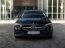 Schwarz Gebraucht 2023 Mercedes C220 Limousine | 27.500 €