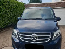 Blau Gebraucht 2018 Mercedes V250 Van / Kleinbus | 44.700 € (Etwas zu teuer)