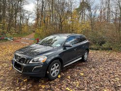 Grau Gebraucht 2011 Volvo XC60 SUV | 7.950 €