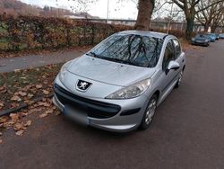 Silber Gebraucht 2006 Peugeot 207 Limousine | 1.200 € (Fairer Preis)
