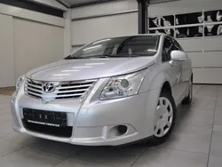 Silber Gebraucht 2009 Toyota Avensis Basis Kombi | 4.690 € (Teuer)