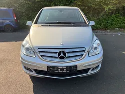 Silber Gebraucht 2005 Mercedes B200 Van / Kleinbus | 4.850 € (Fairer Preis)