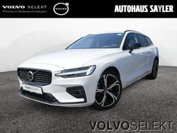 Weiss Gebraucht 2024 Volvo V60 Plus Kombi | 40.880 € (Fairer Preis)