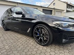 Schwarz Gebraucht 2021 BMW 530 Kombi | 27.900 € (Fairer Preis)