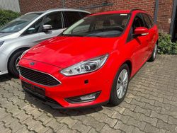 Rot Gebraucht 2016 Ford Focus Business Edition Limousine | 5.880 € (Guter Preis)