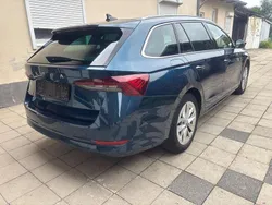 Blau Gebraucht 2020 Skoda Octavia Ambition Kombi | 15.400 € (Superpreis)