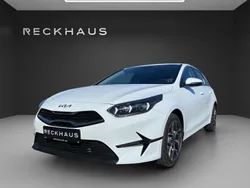 Weiß Neu 2025 Kia Ceed 4 Limousine | 27.750 € (Fairer Preis)