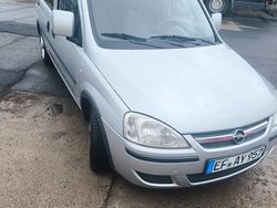 Silber Gebraucht 2005 Opel Combo Van / Kleinbus | 1.799 € (Fairer Preis)